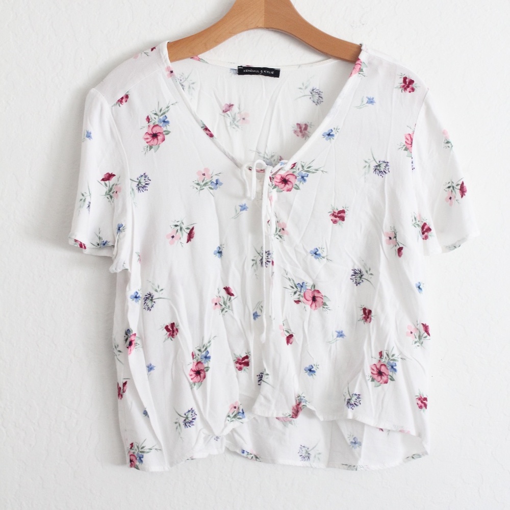 KENDALL & KYLIE BLOUSE